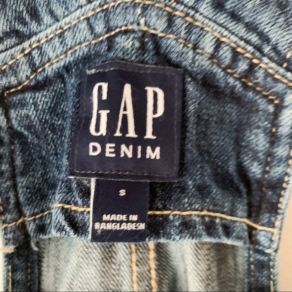 GAP Denim Overall Cuffed Shorts - Picture 11 of 14
